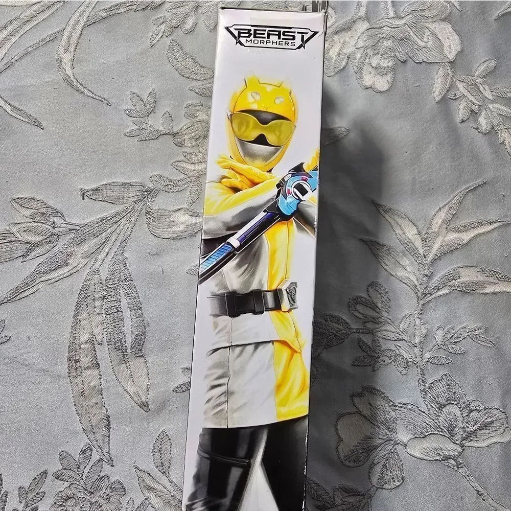 Power Rangers Lightning Collection Beast Morphers Yellow Ranger NIB - Picture 4 of 6